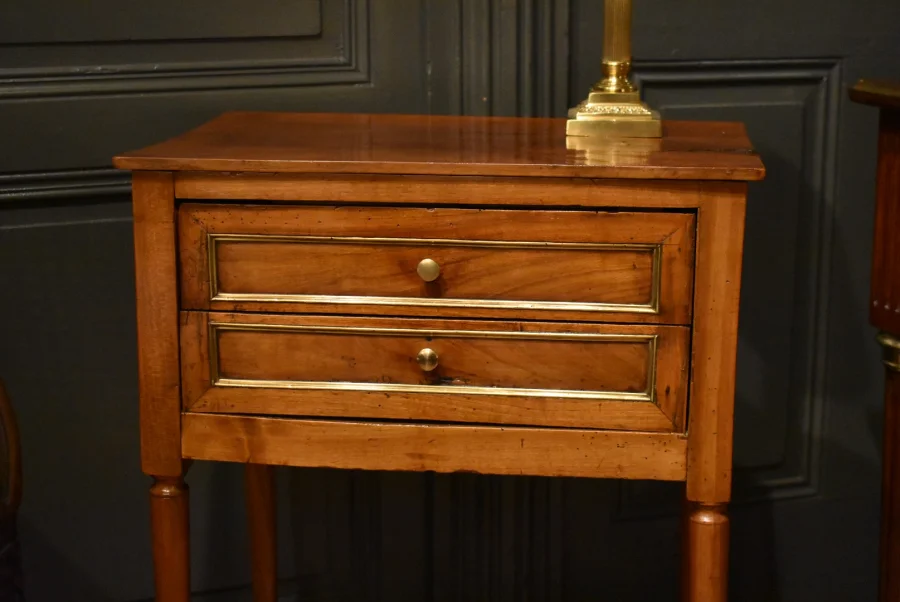 Chevet en merisier Directoire