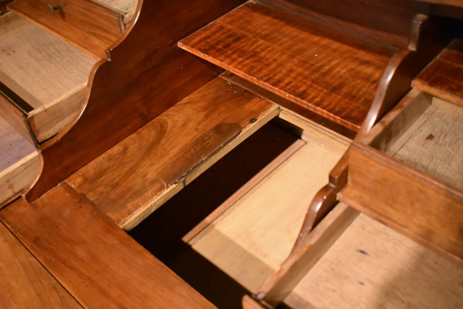 Bureau de pente de style Louis XV