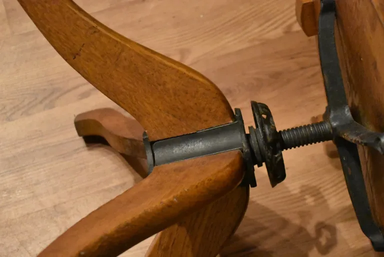 Bürostuhl aus Eiche