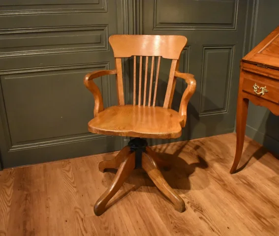Fauteuil de bureau en chêne