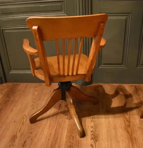 Fauteuil de bureau en chêne