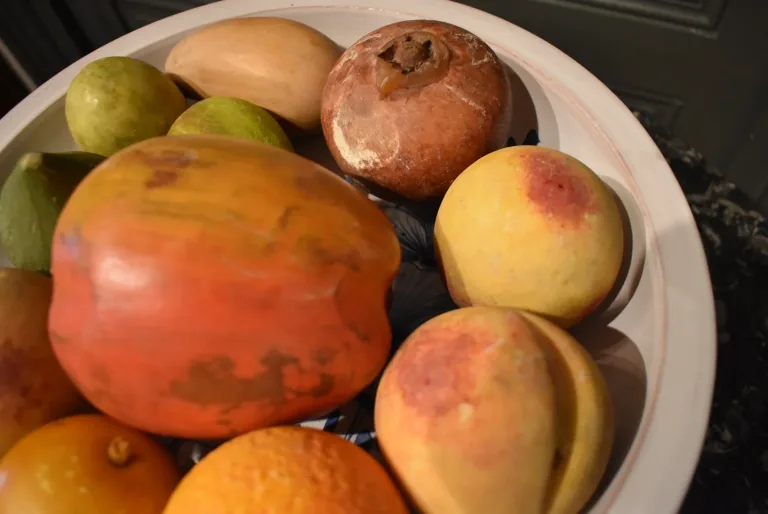 Obstschale en trompe l'oeil