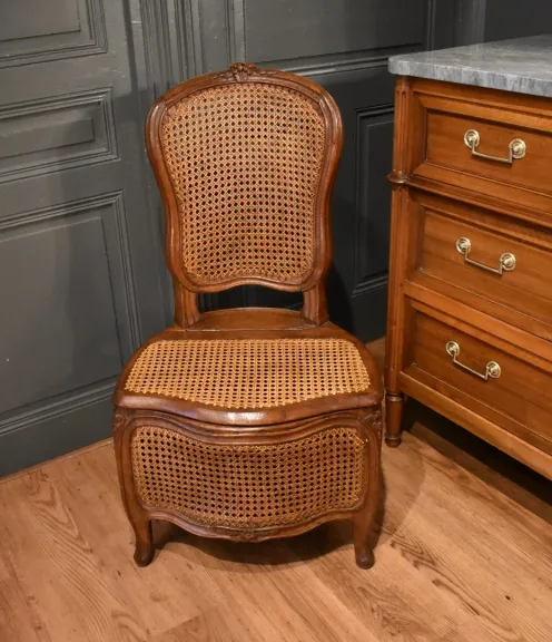Chaise d'aisance Louis XV, 18ième