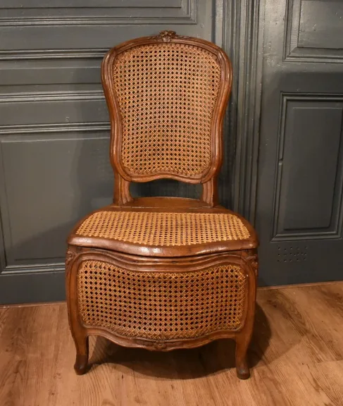 Chaise d'aisance Louis XV, 18ième
