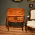 Petit bureau de pente Louis XV