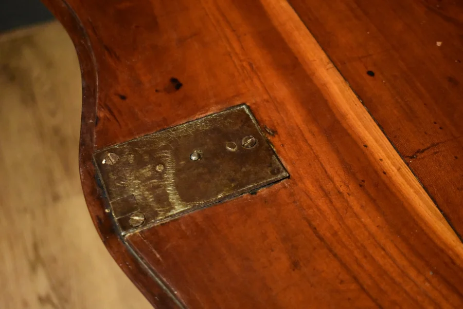 Petit bureau de pente Louis XV