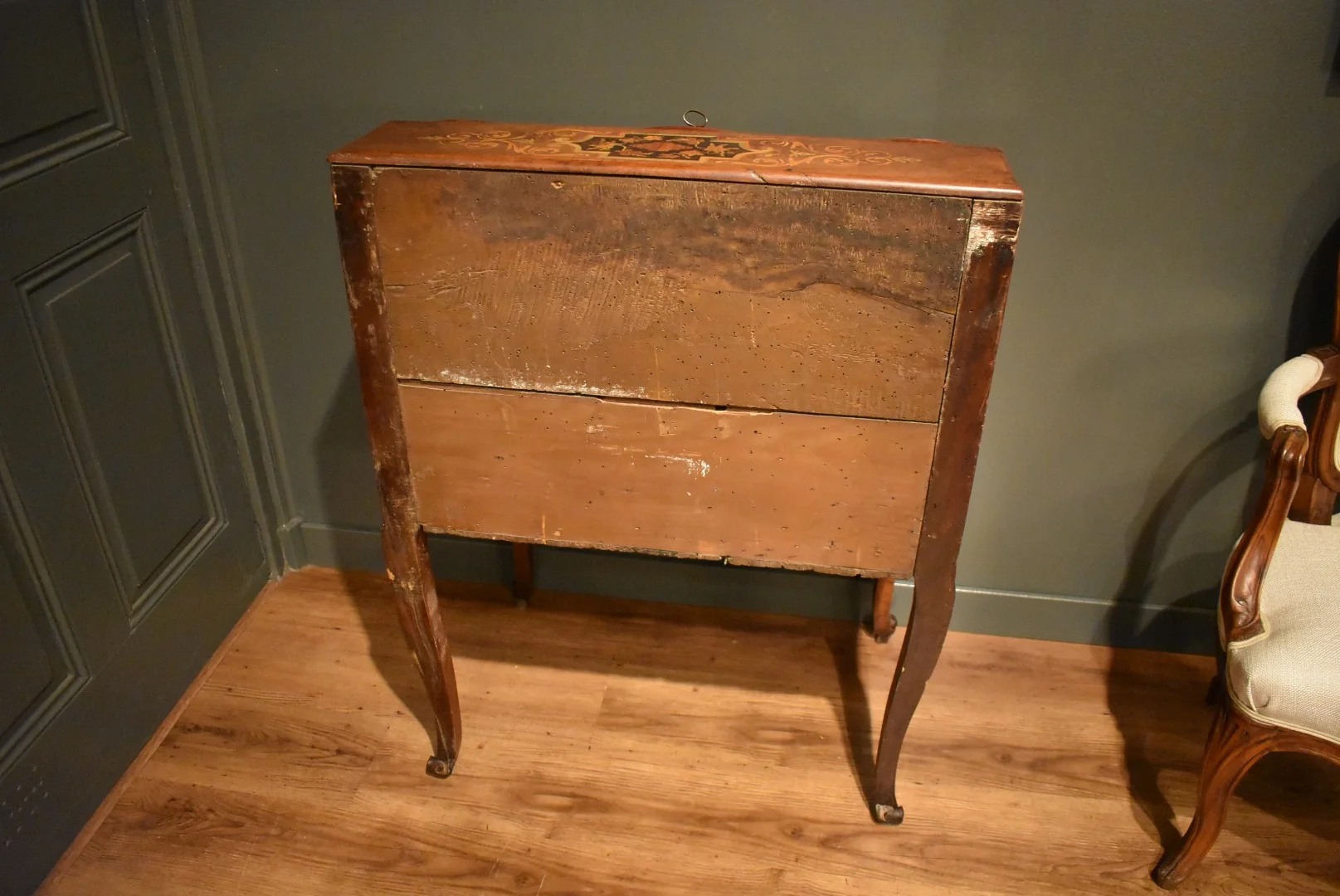 Petit bureau de pente Louis XV
