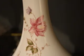 Paire de lampes en porcelaine et bronze