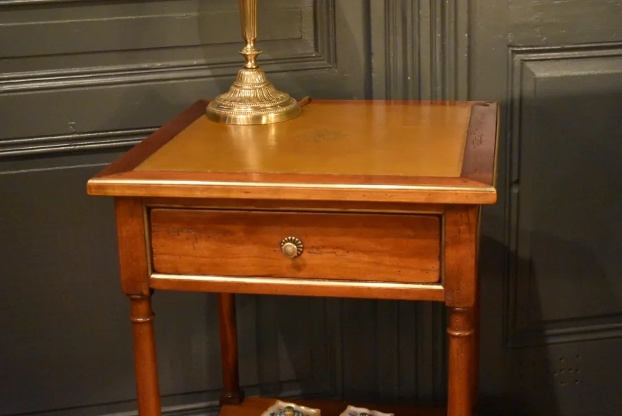 Table d'appoint de Mailfert