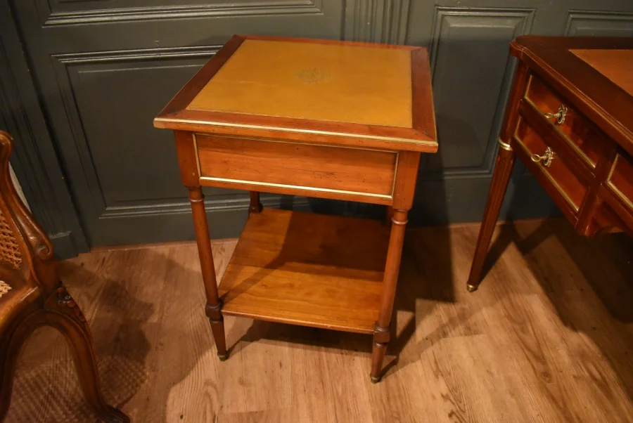 Table d'appoint de Mailfert