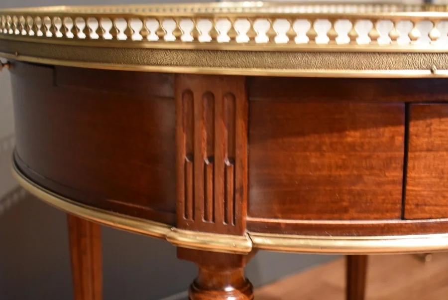 Table bouillotte en acajou