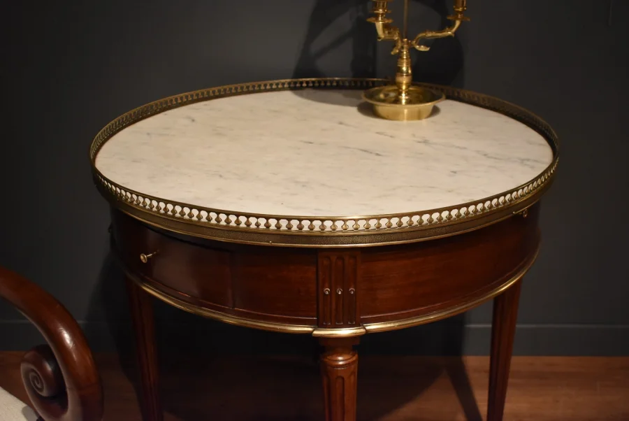 Table bouillotte en acajou