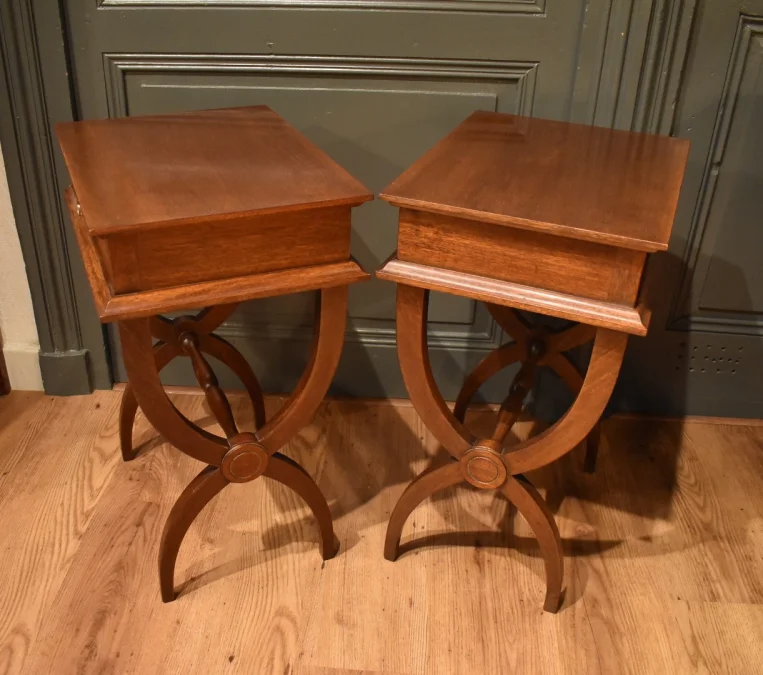 Paire de chevets de style Directoire