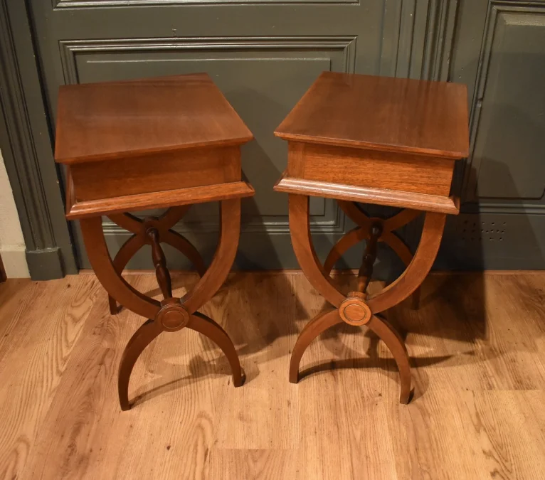 Paire de chevets de style Directoire