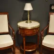 Table ronde en marqueterie de style Louis XVI