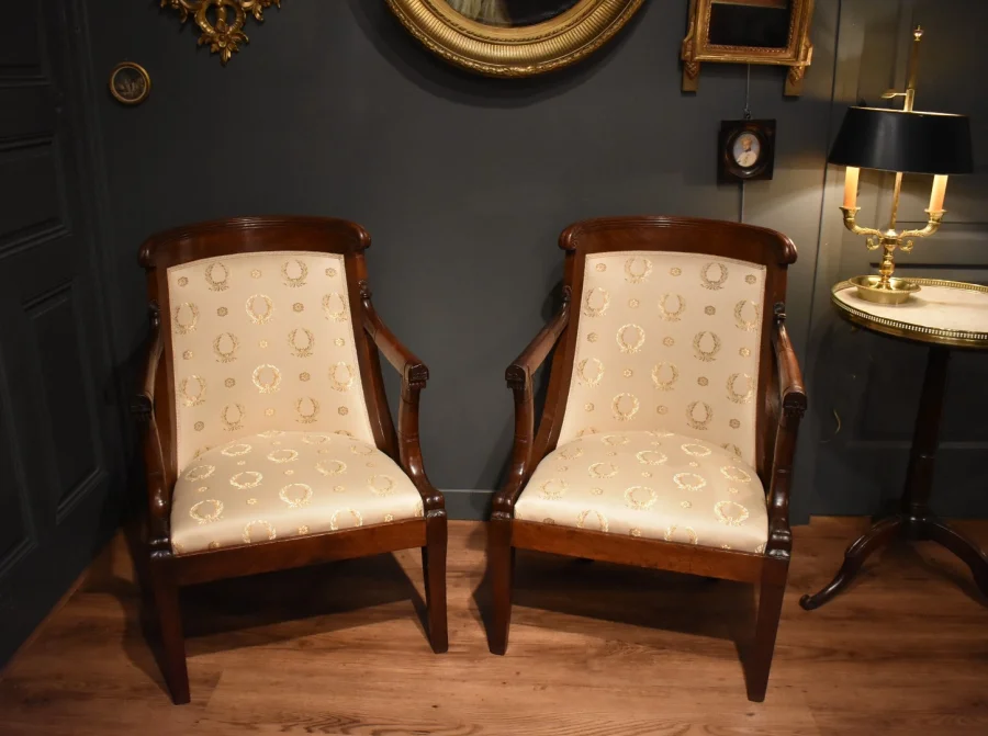 Paire de fauteuils Empire