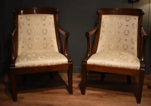 Paire de fauteuils Empire