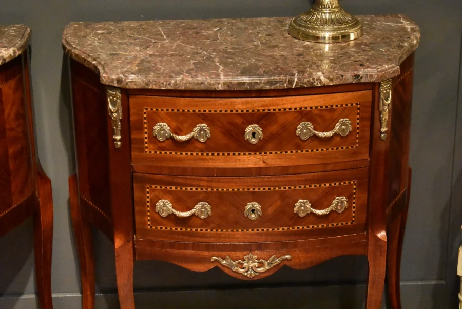 TWO SMALL CHESTS OF DRAWERS