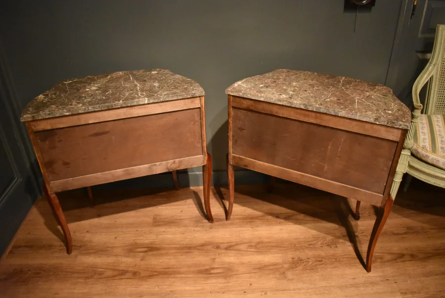 TWO SMALL CHESTS OF DRAWERS