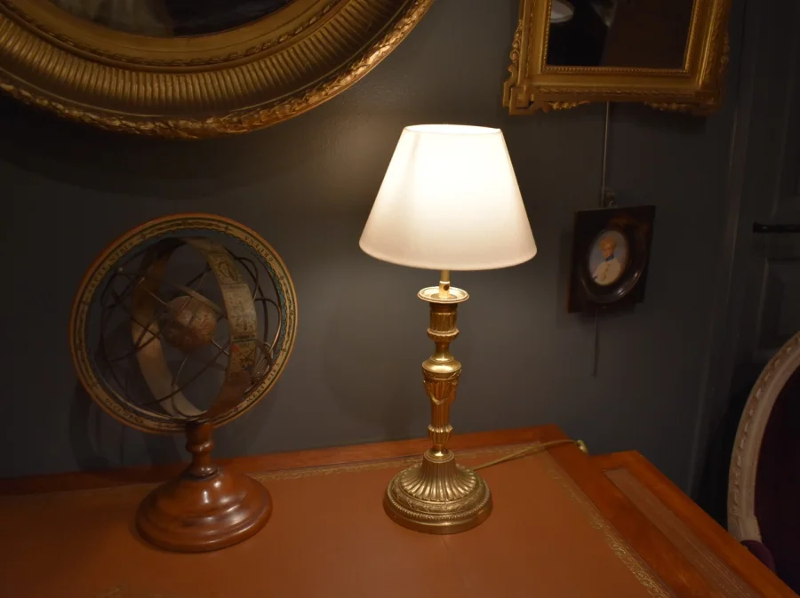 Lampe en bronze doré