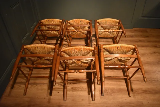 Stel van zes stoelen Restauration