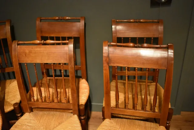 Stel van zes stoelen Restauration