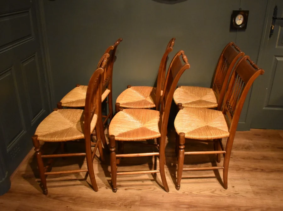 Suite de six chaises Restauration