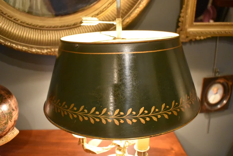 BOUILLOTTE LAMP