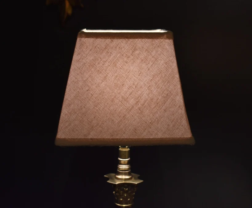 Petite lampe de style Empire