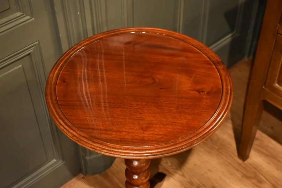 TILT TOP OCCASIONAL TABLE