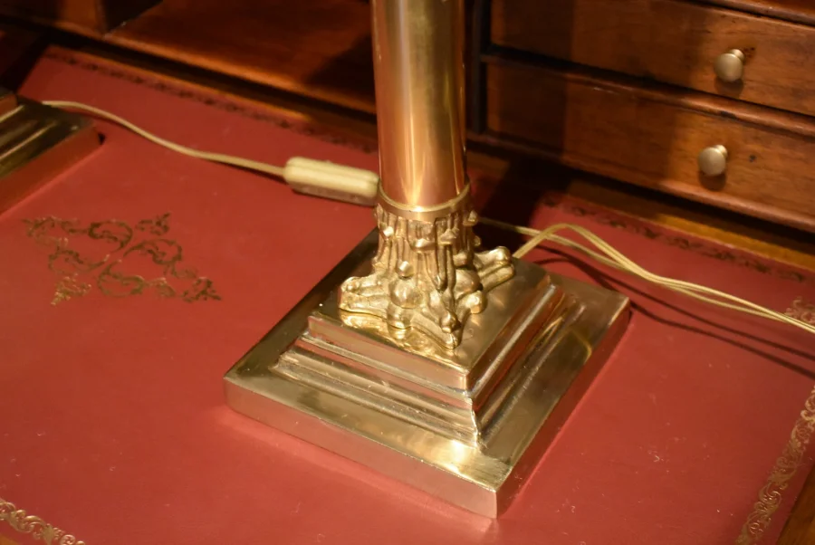 Paire de lampes de style Empire