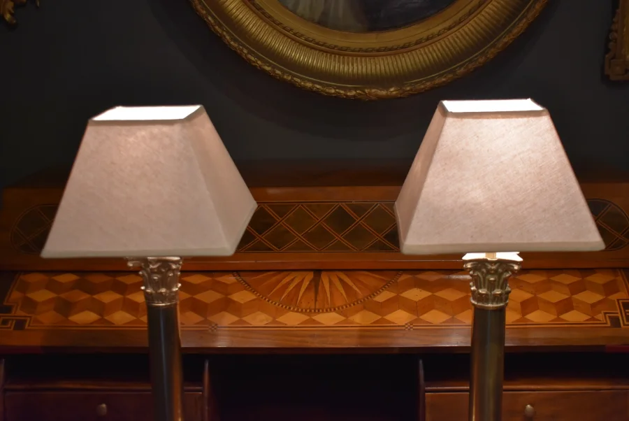 Paire de lampes de style Empire