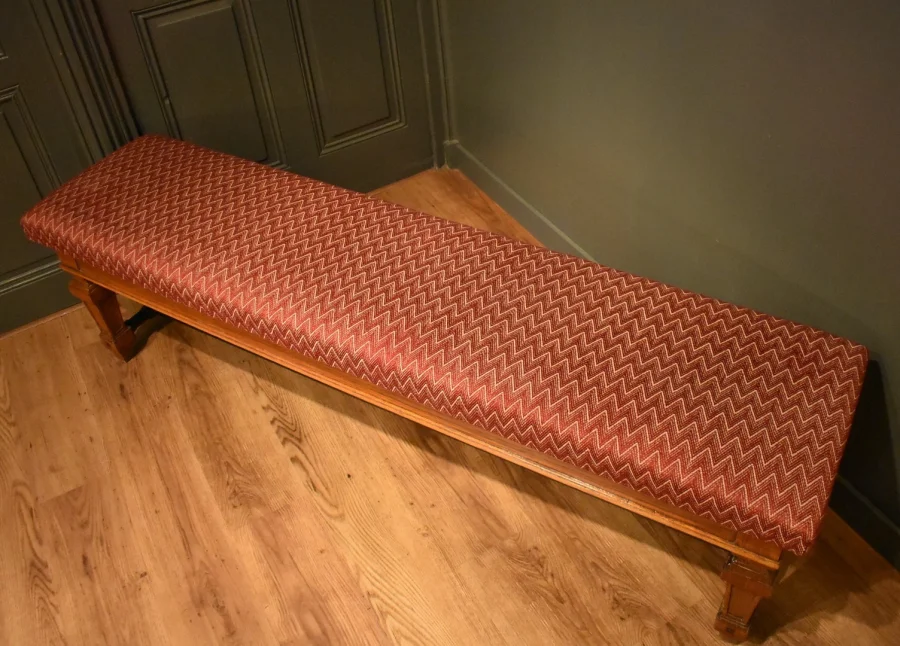 Grande banquette de style Louis XIV
