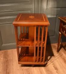 回転式本棚