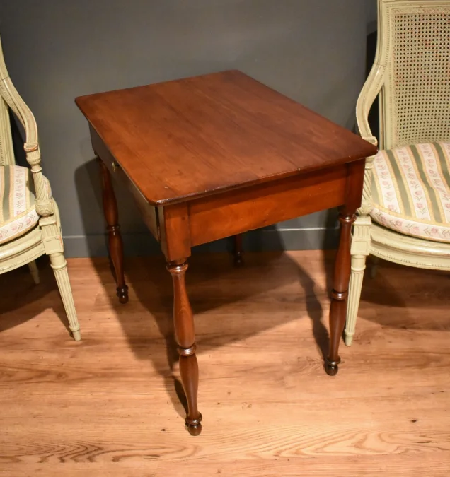 Table à écrire en acajou