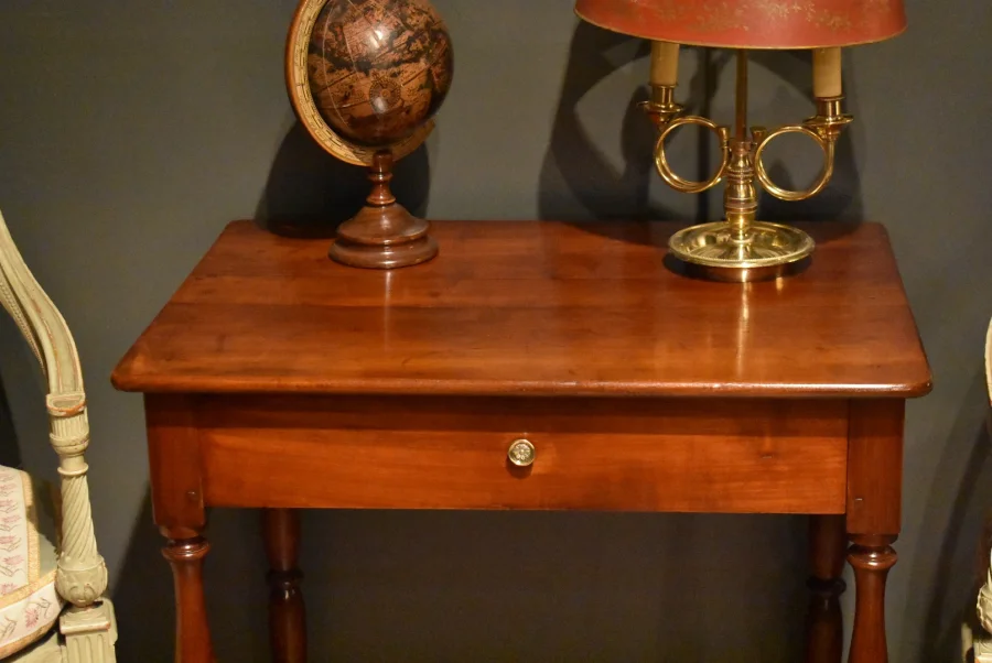 Table à écrire en acajou