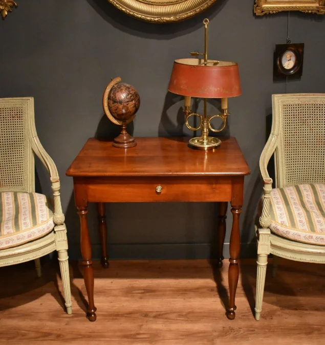 Table à écrire en acajou