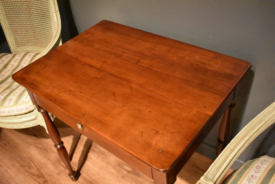 Table à écrire en acajou