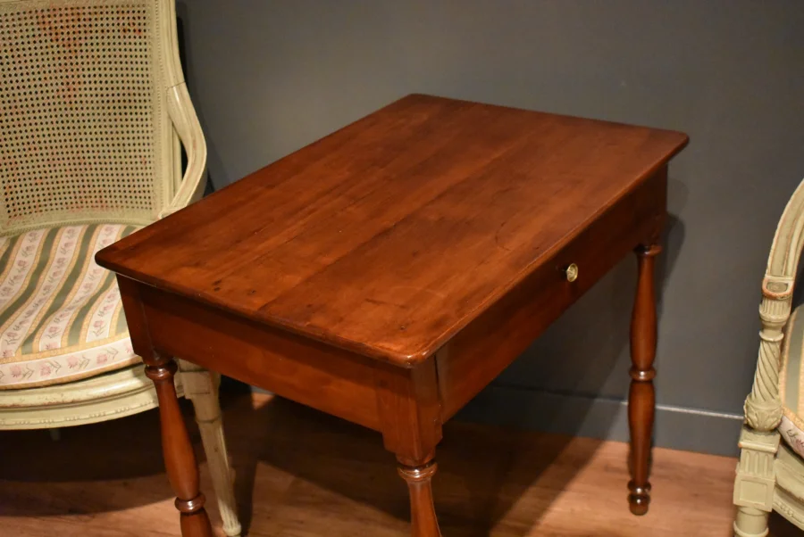 Table à écrire en acajou