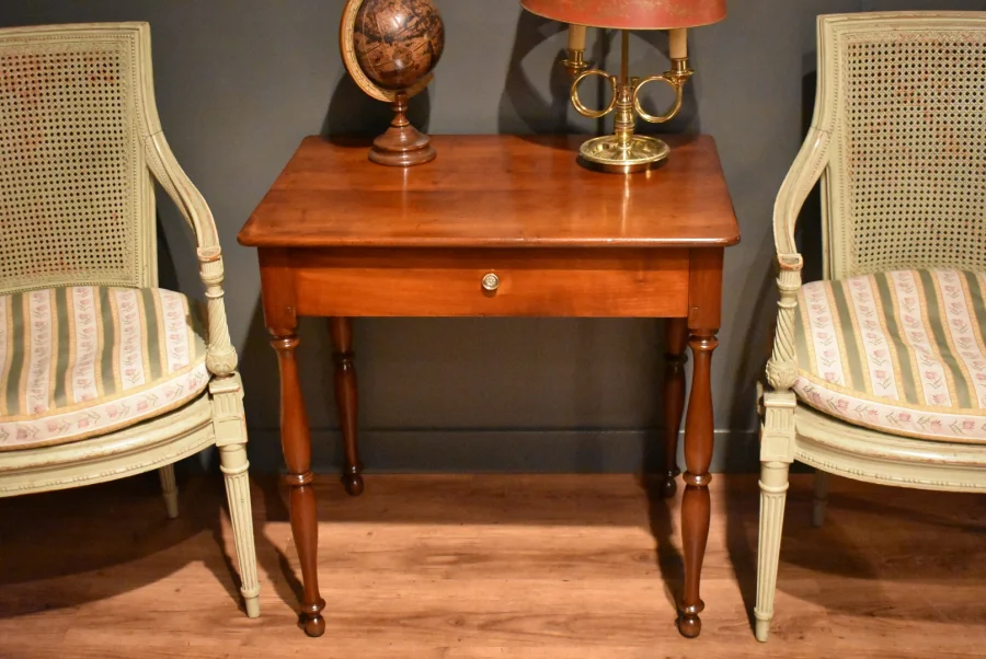 Table à écrire en acajou