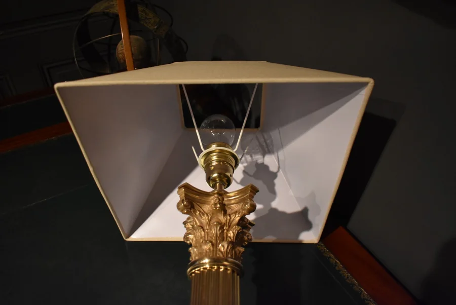 Grande lampe de style Empire