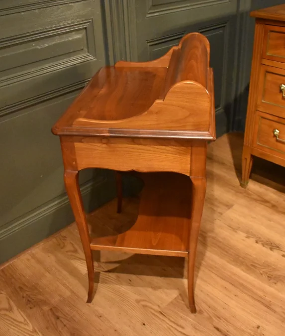 Petit bureau en merisier