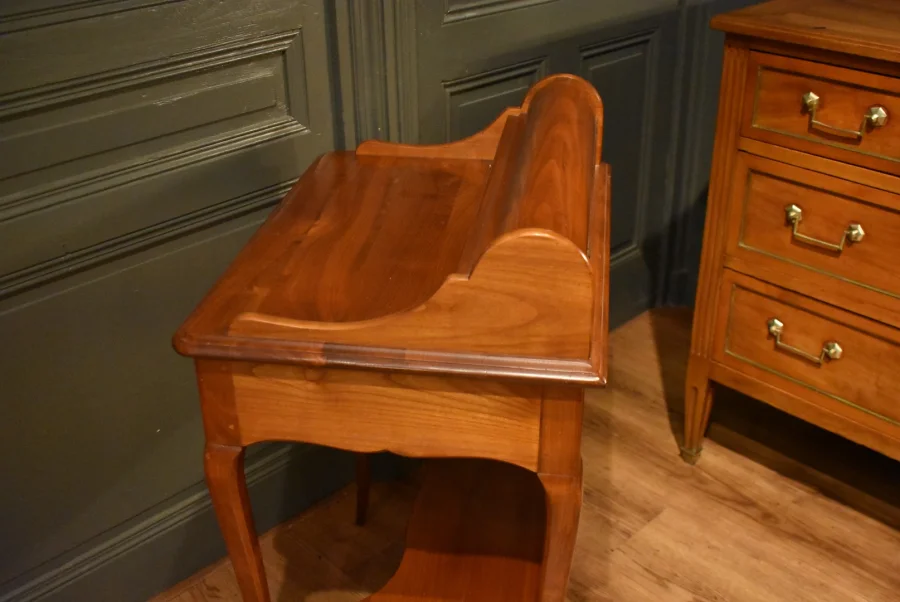 Petit bureau en merisier