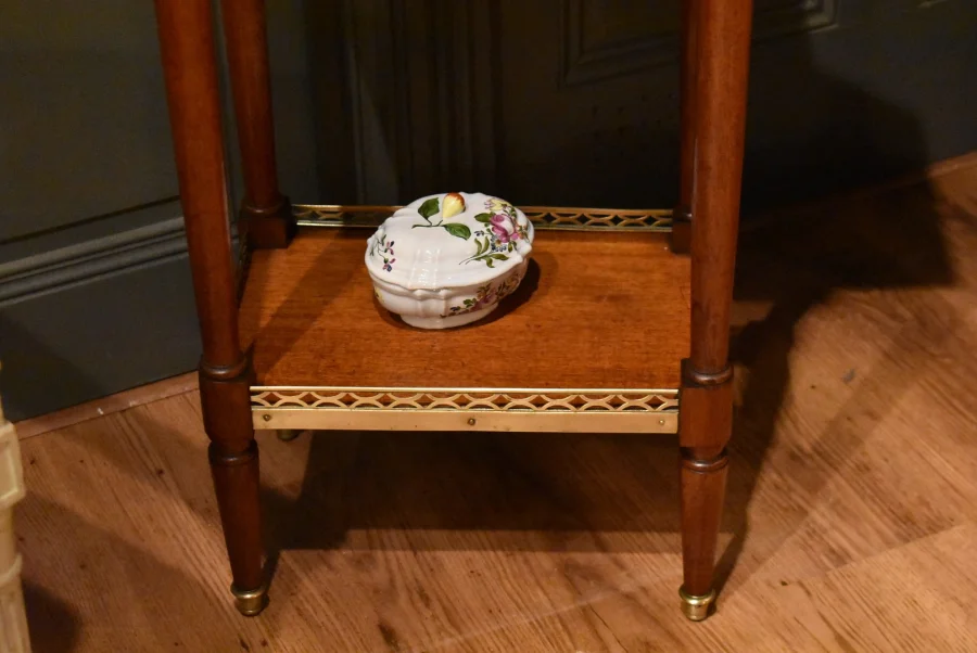 Chevet en acajou de style Directoire