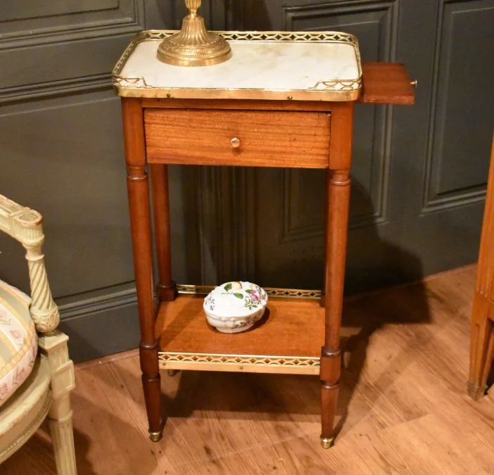 Chevet en acajou de style Directoire