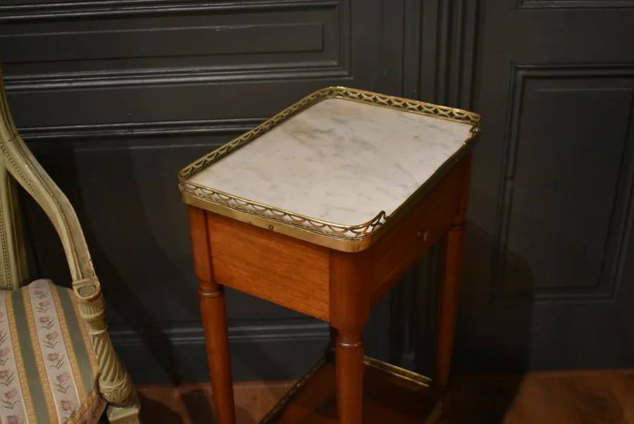 Chevet en acajou de style Directoire