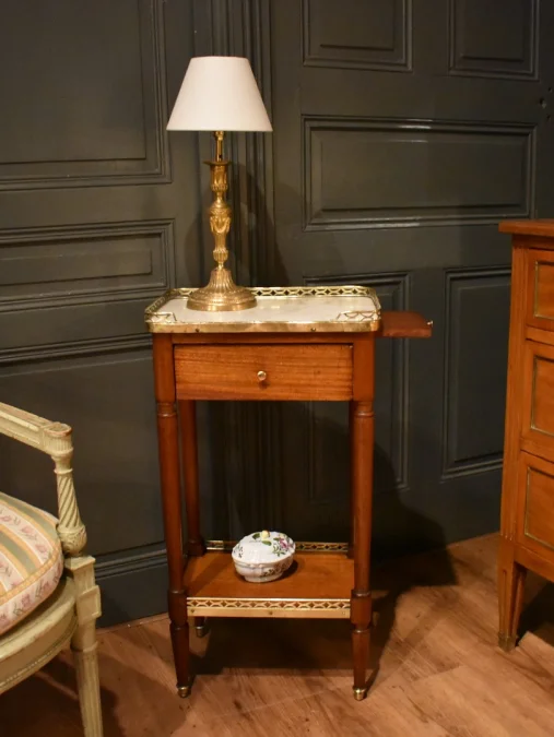 Chevet en acajou de style Directoire