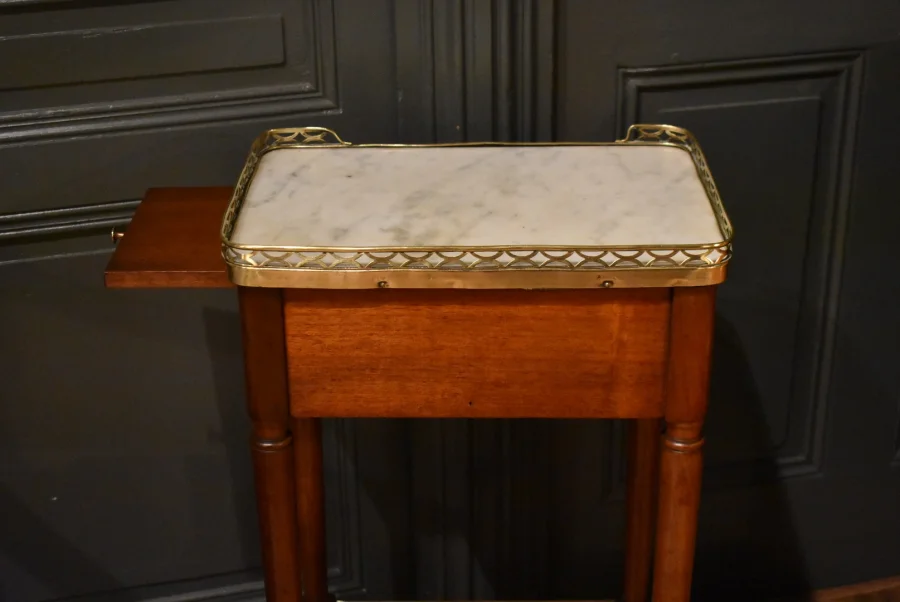 Chevet en acajou de style Directoire