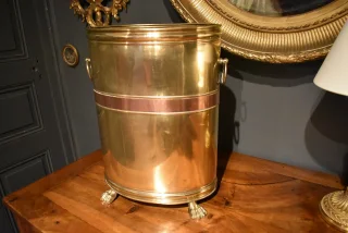 Prullenmand in messing