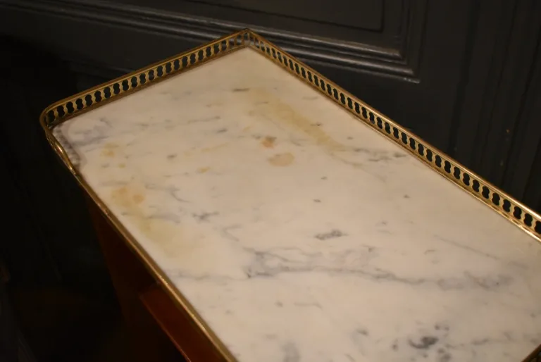 Petit bibus de style Louis XVI
